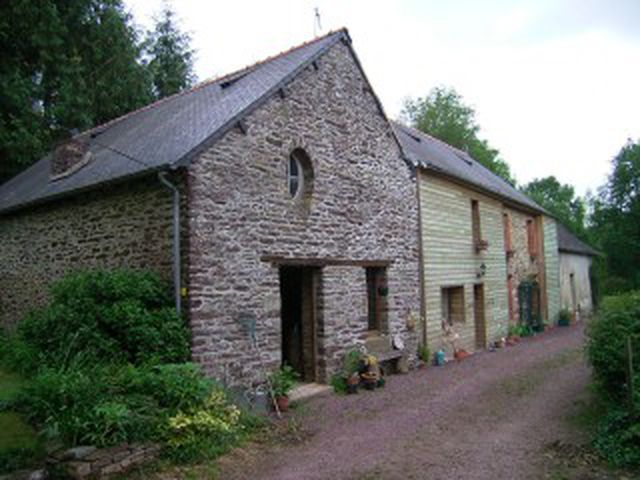 Le Moulin à Marée Du Birlot Dans Lîle De Bréhat Bretagne