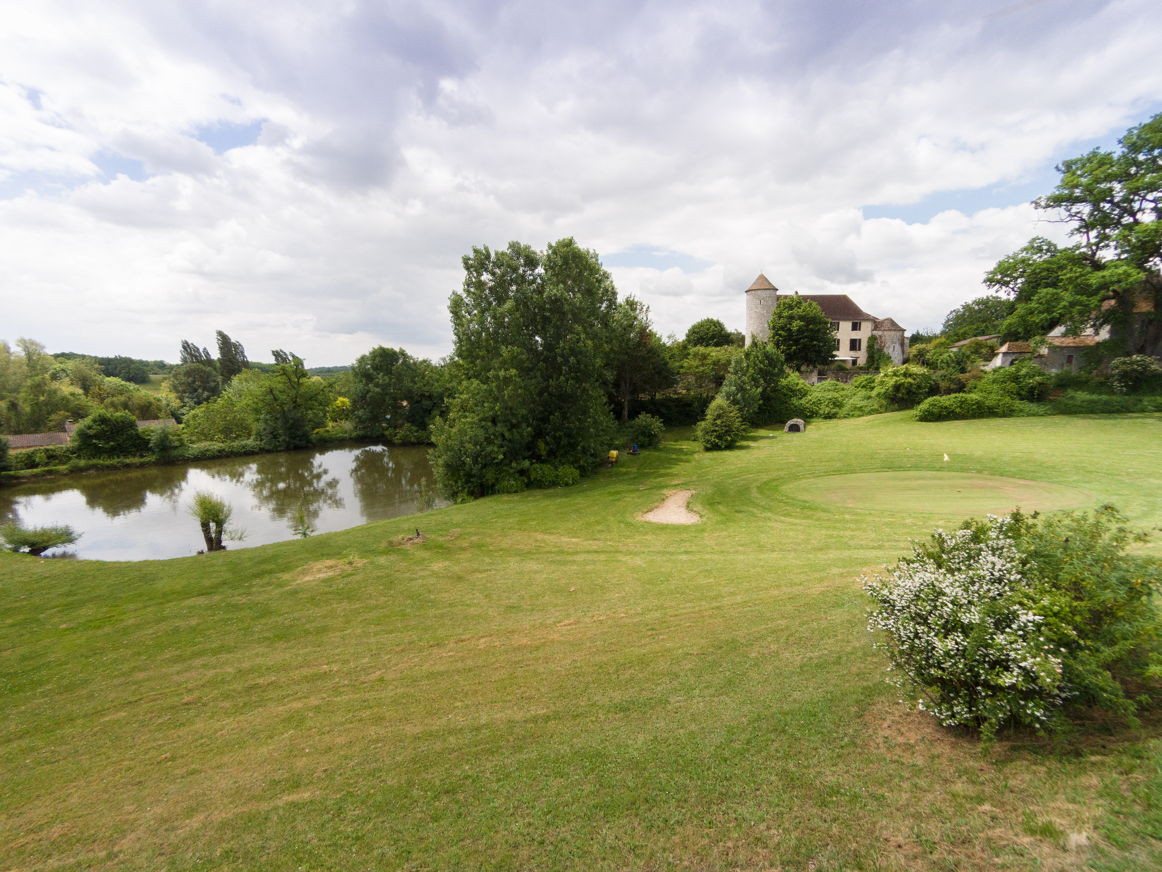 Kasteel te koop in Dordogne, Aquitaine, Frankrijk Moulin Kasteel te koop in Dordogne, Aquitaine, Frankrijk Moulin