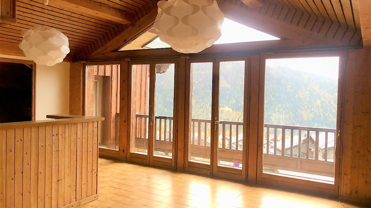 Large ski chalet for sale Seez Moulin