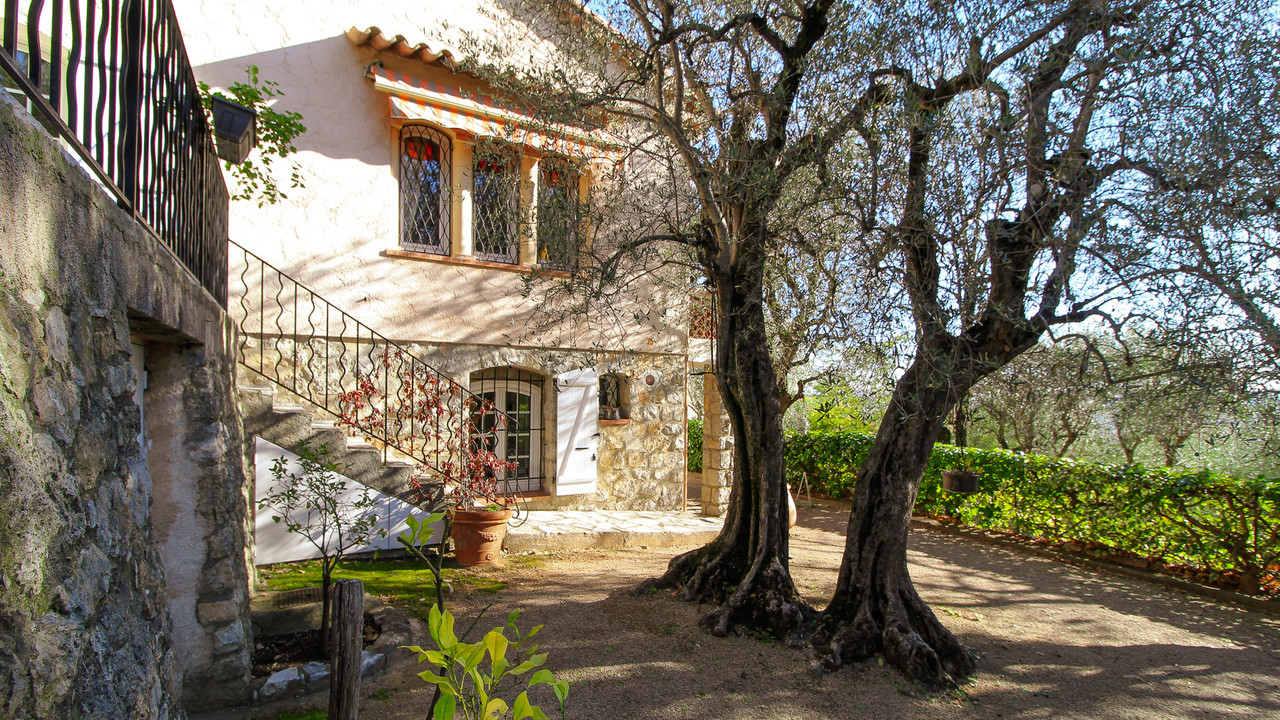 Peymeinade Villa with pool for sale Moulin