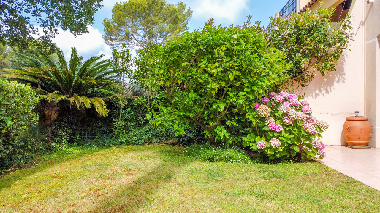 Royal Mougins Golf Club, a charming house of 2 bedrooms south facing