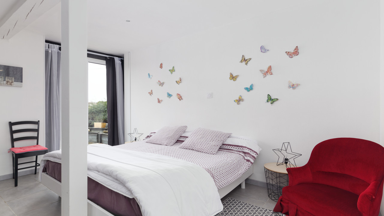 Real estate complex of seven apartments in a historic 17th century